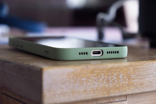 10 Essential Tips for Buying a Second-Hand Smartphone