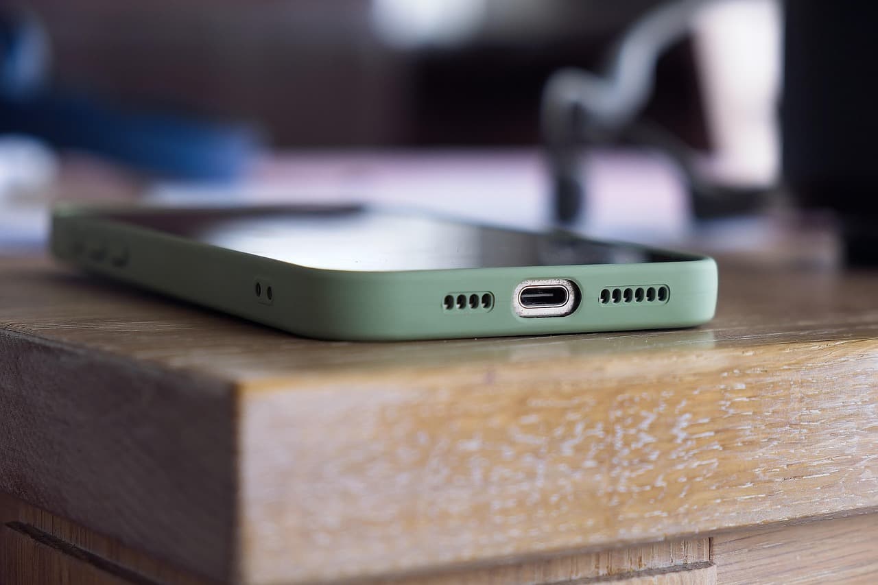 How to Keep Your Smartphone Updated for Optimal Performance